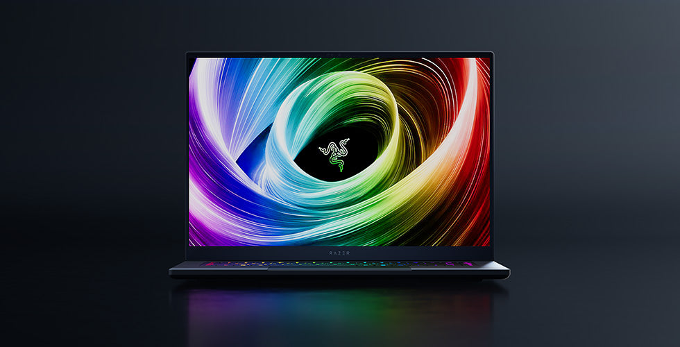 Razer Blade 16 (RTX 5090 24 GB, 64 GB RAM)