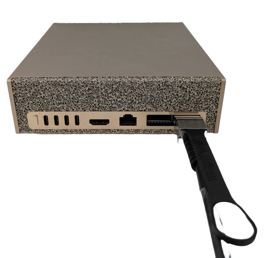 NVIDIA DGX Spark (128 GB, 4 TB)